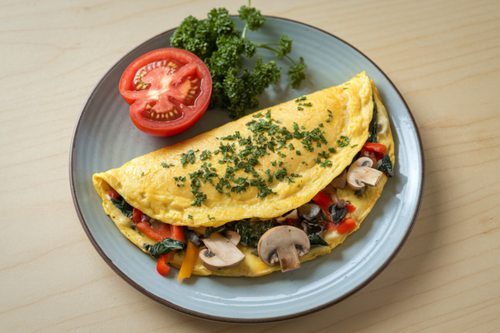 Trứng cuộn rau củ (omelette)
